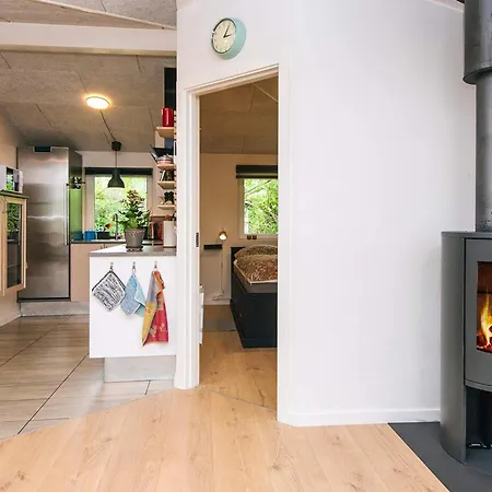 7 Person In Hurup Thy-by Traum *